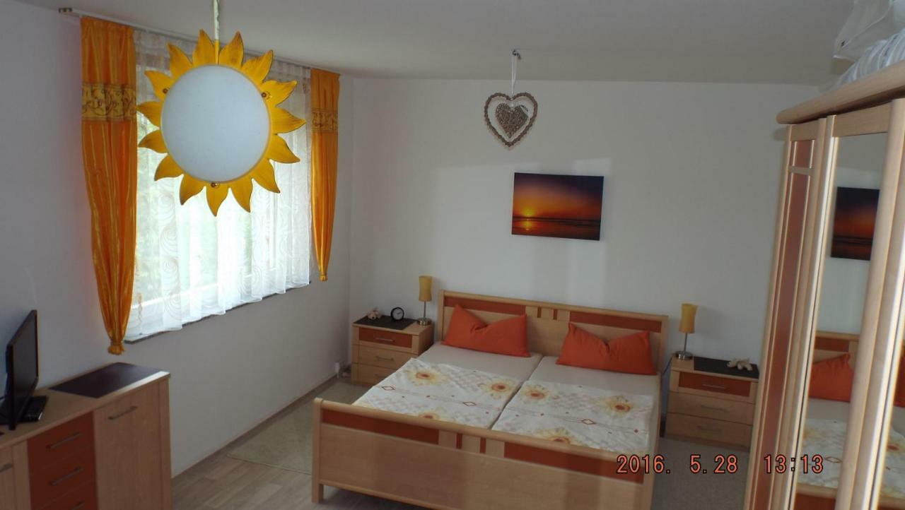 2-Zimmer-Ferienwohnung "Garten Der Welt" Berlin Eksteriør bilde