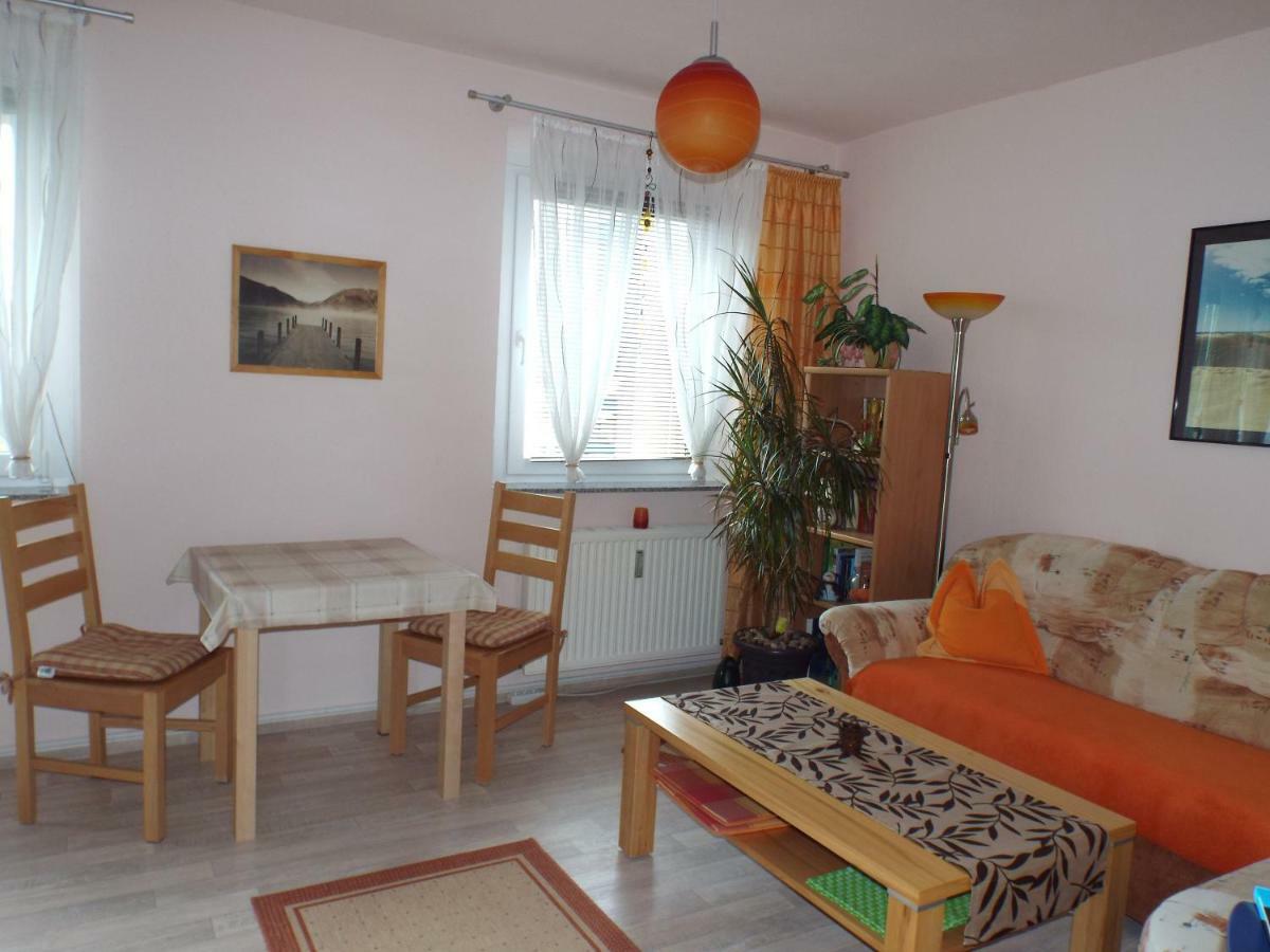 2-Zimmer-Ferienwohnung "Garten Der Welt" Berlin Eksteriør bilde