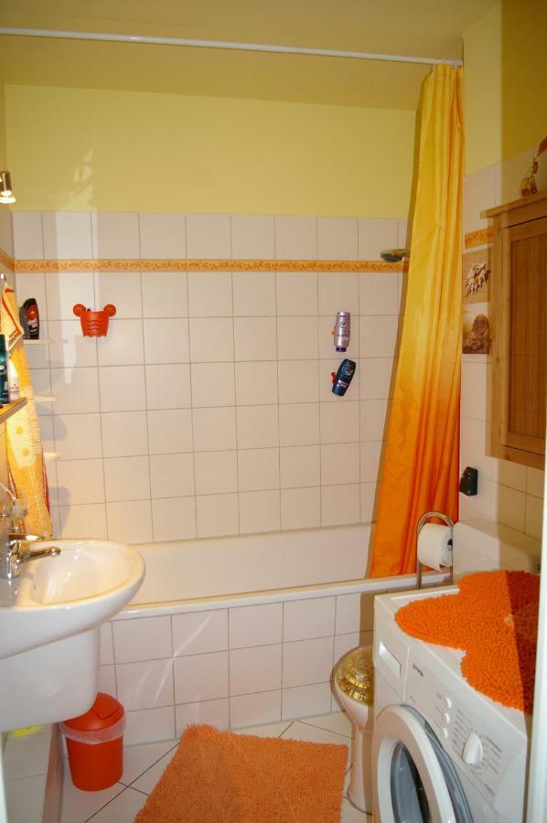 2-Zimmer-Ferienwohnung "Garten Der Welt" Berlin Eksteriør bilde
